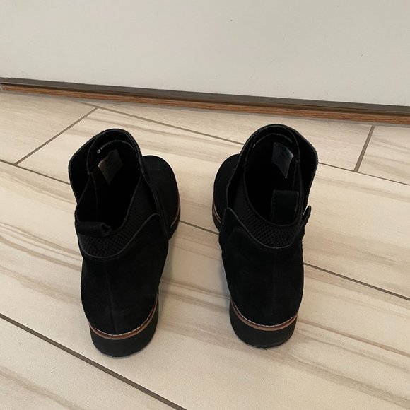 BLONDO Waterproof Bootie Black Suede - Picture 5 of 11